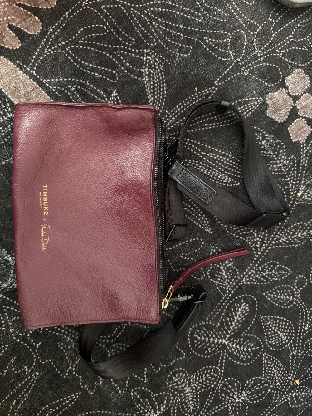 Timbuk2 x Phoebe Dahl Crossbody